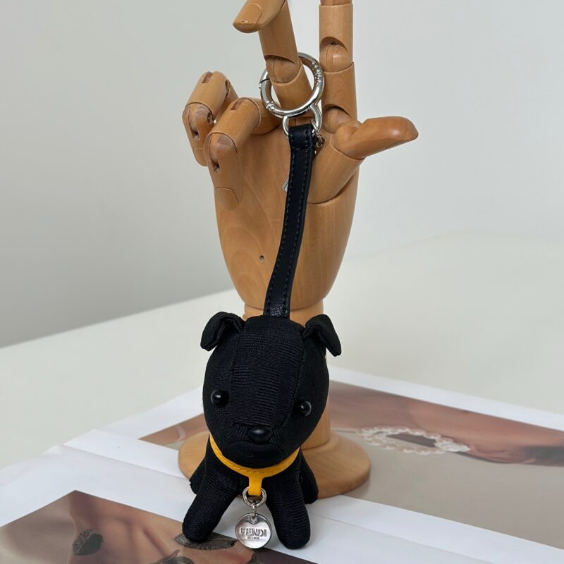 FENDI 小狗挂饰 款号:66817