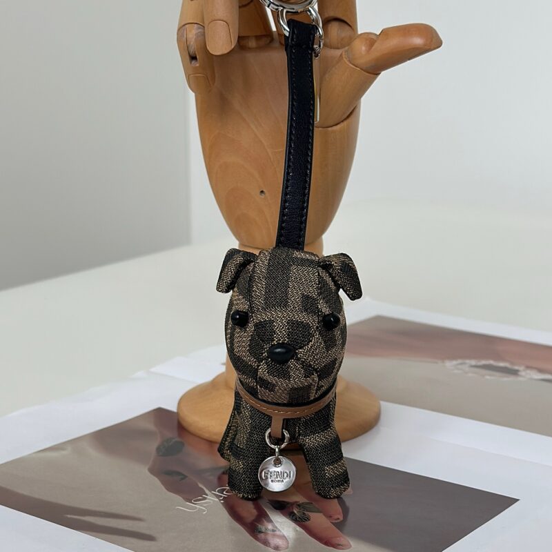 FENDI 小狗挂饰 款号:66817