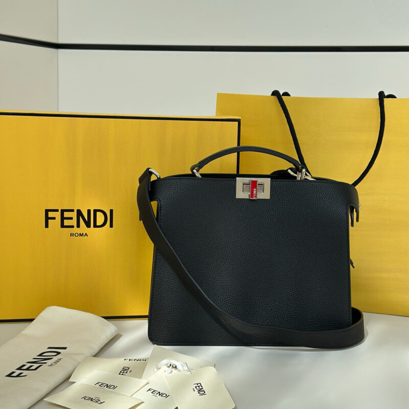 FENDI 新款男士peekaboo ISeeU手袋 款号;7VA529克