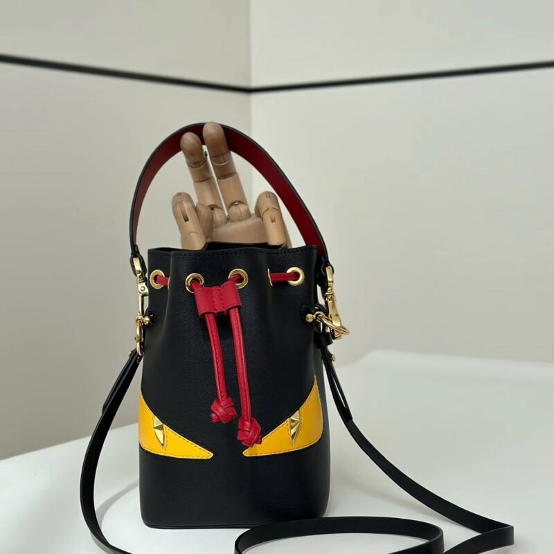 FENDI Mon Tresor 迷你水桶包 款号8676
