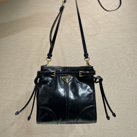 PRADA Bonnie油腊皮 1BA229斜挎包