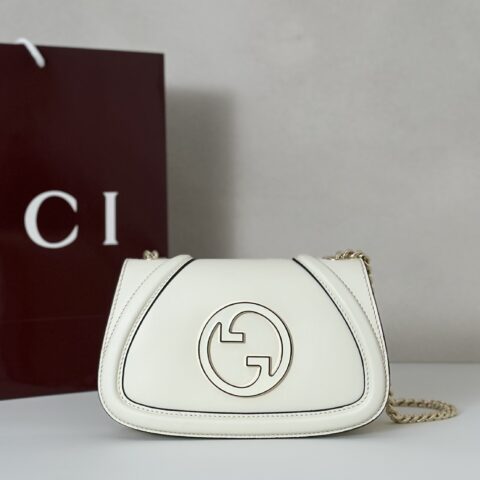 GUCCI 专柜品质，顶级原单货，实物实拍！款号815711米白