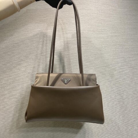 PRADA 新品 1BA495