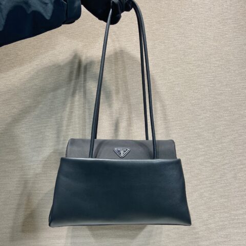 PRADA 新品 1BA495