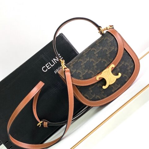 CELINE 23夏季新品 Mini Besace标志印花牛皮革凯旋门包 型号:110412