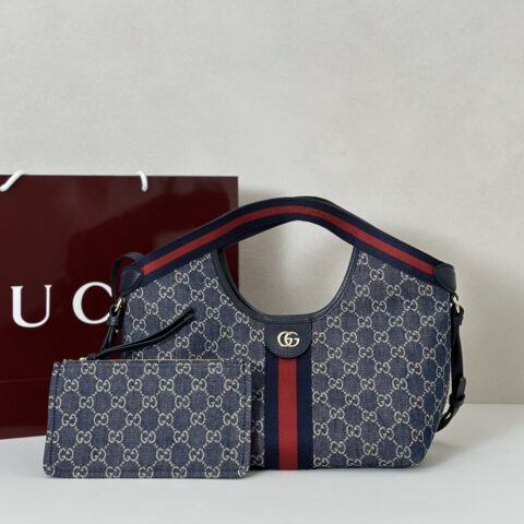 GUCCI 专柜品质，顶级原单货，实物实拍！款号860845蓝牛仔布
