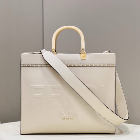FENDI 托特新成员 牛皮手工制作 款号8395白
