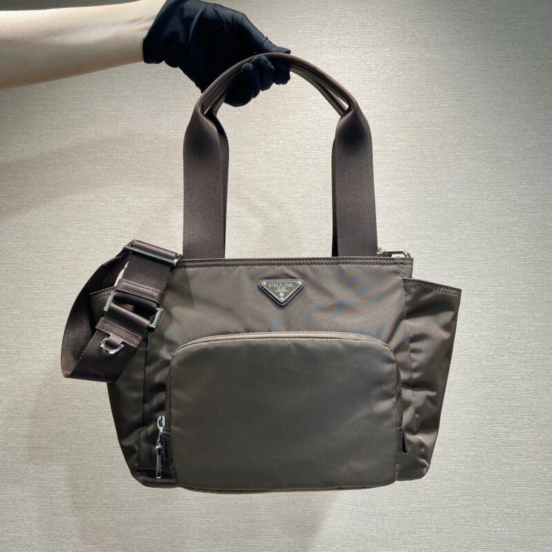 PRADA  新款妈咪包 1BG582小号