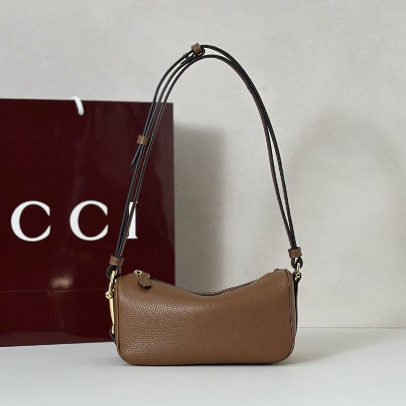 GUCCI 专柜品质，顶级原单货，实物实拍！款号860784棕色