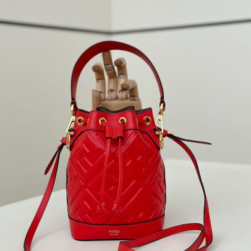 FENDI 标准性小号MON TRESOR水桶包 款号:8637A