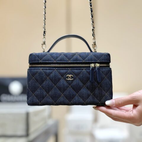 CHANEL 26P LP牛仔饭盒包👜 AP4385