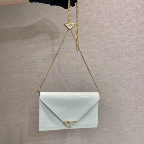 PRADA 漆皮信封包 1Bp051手包