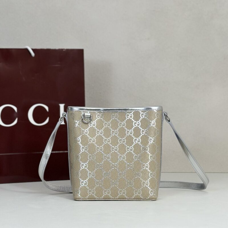 GUCCI  专柜品质，顶级原单货，实物实拍！款号847090杏银