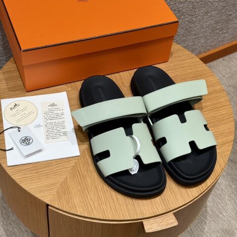 HERMES  180 CHYPRE SANDAL 老舅鞋 颜色/Colour：海沫绿/Sea foam green