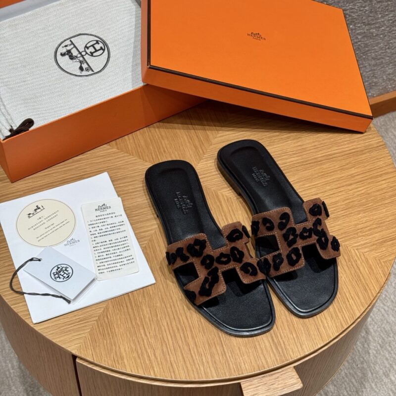 HERMES 181 Oran 拖鞋 颜色/Colour:烟熏褐/Brun Fume