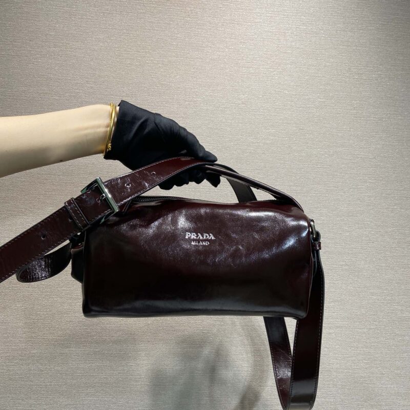 PRADA 新款波士顿 2VH188油腊皮小号