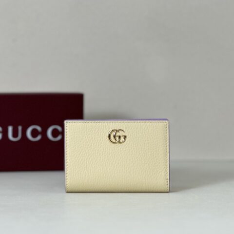 GUCCI 专柜品质，顶级原单货，实物实拍！款号772738浅黄/浅紫