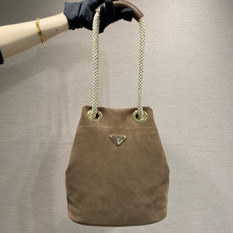 PRADA 新款水桶包 1BE082麂皮