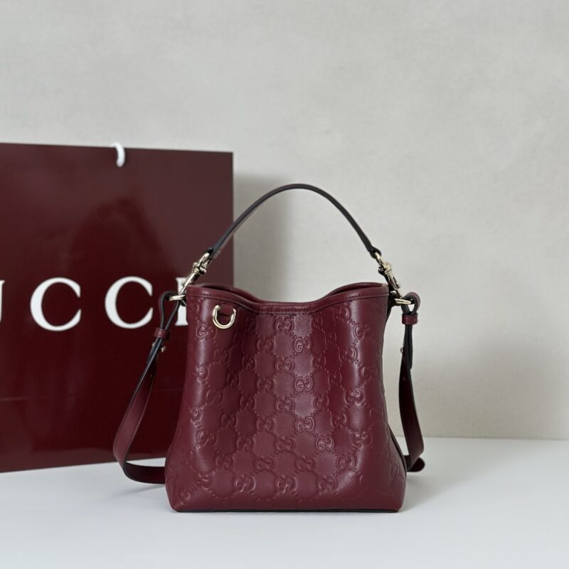 GUCCI 专柜品质，顶级原单货，实物实拍！款号815118酒红压字
