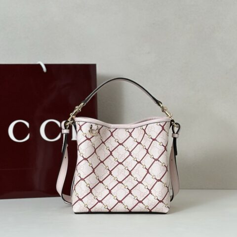 GUCCI 专柜品质，顶级原单货，实物实拍！款号815118新年粉