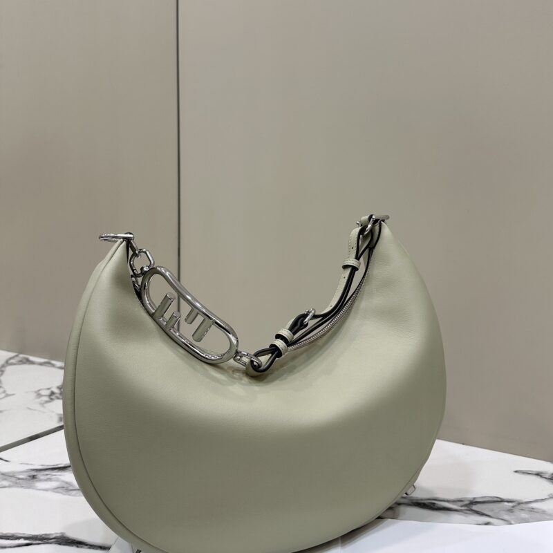 FENDI graphy款号:80136L