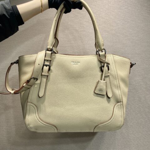 PRADA 新品 1BG602
