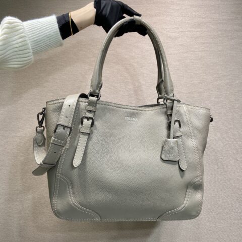 PRADA 新品 1BG602