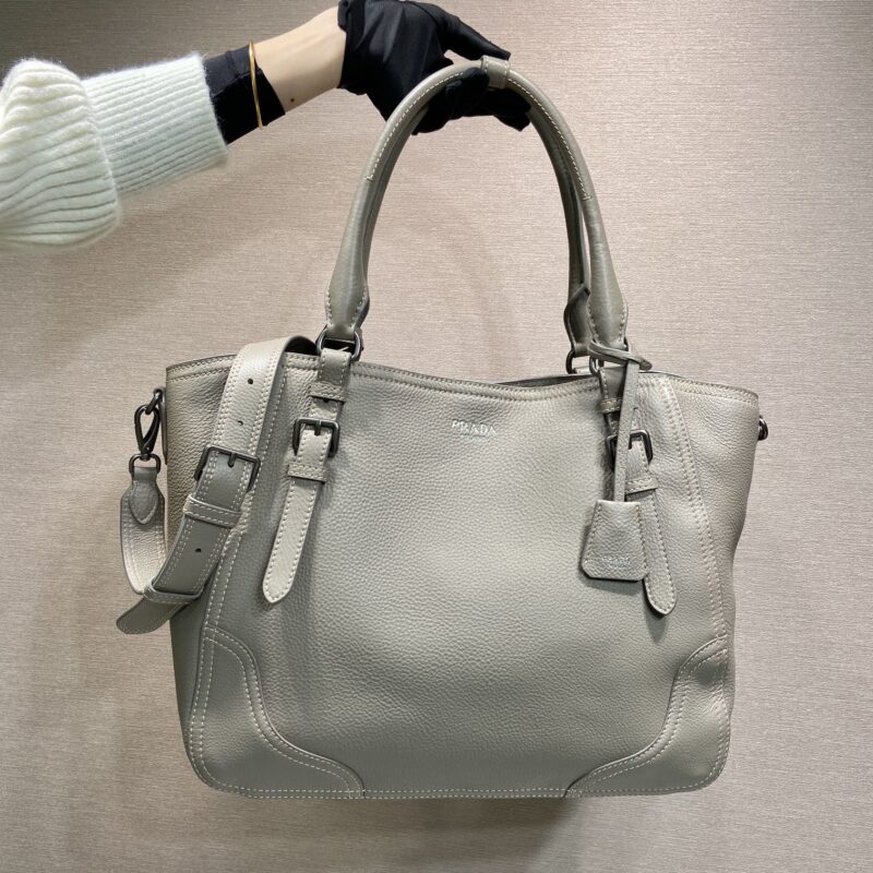 PRADA 新品 1BG602