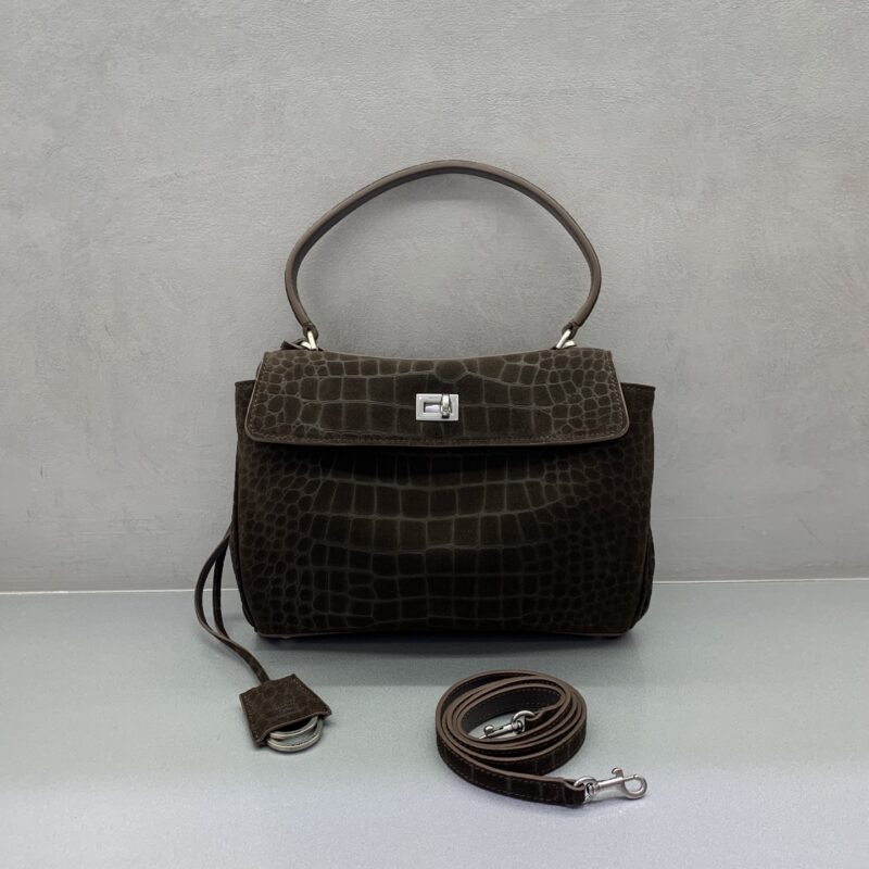 Balenciaga 𝐑𝐨𝐝𝐞𝐨 鳄鱼纹深咖 款号:78972