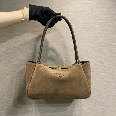 PRADA 新品 1BA444肩背款/磨砂皮