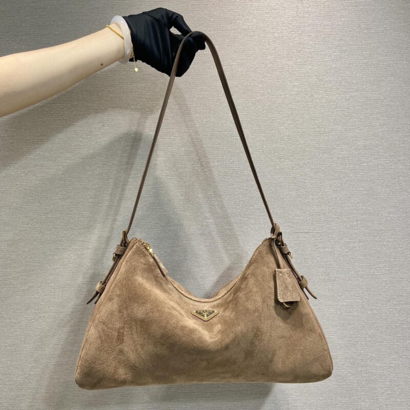 PRADA 新款Aimee腋下包 1BC228绒皮