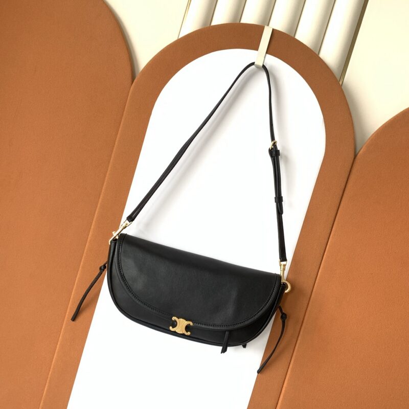 CELINE Halfmoon 半月包🛍️ 款号:103778