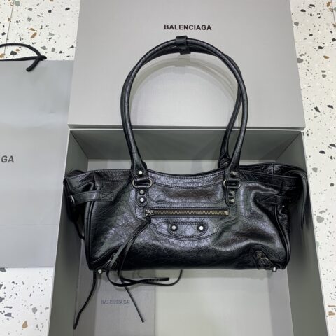Balenciaga LE City 横版机车包 款号：845704【黑色】