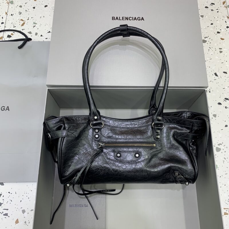 Balenciaga LE City 横版机车包 款号：845704【黑色】