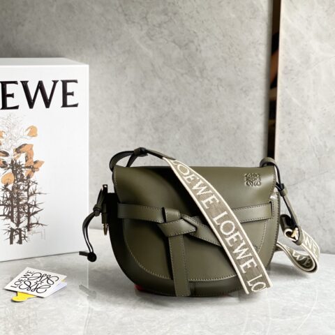 LOEWE 升级版字母寛肩带马鞍包GateDual手袋 0671
