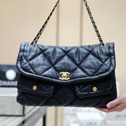 CHANEL 25K 走秀款hobo购物包👜 AS5727