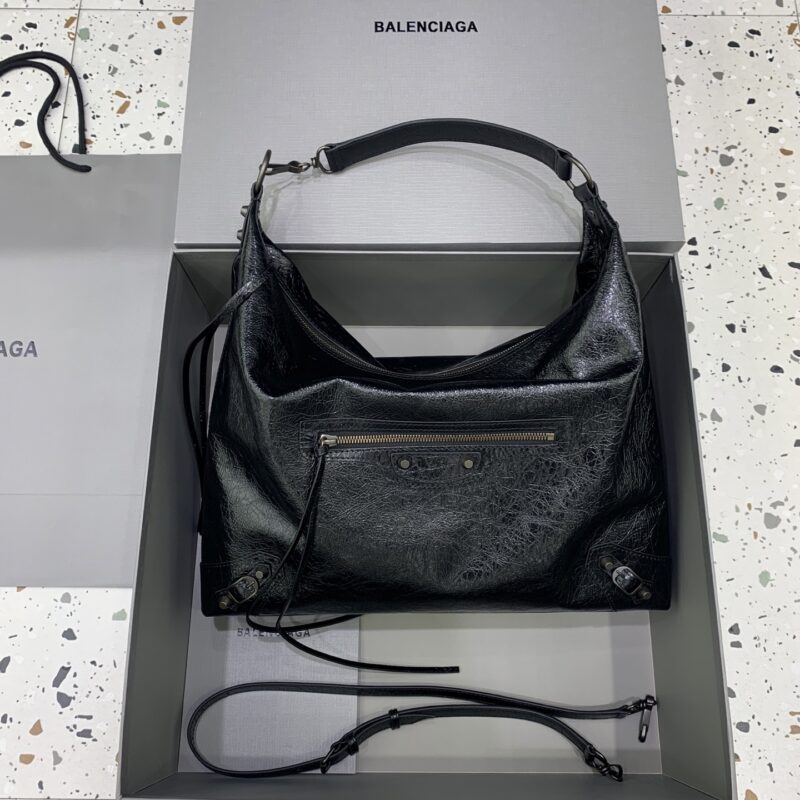 Balenciaga 新款 Le City Hobo 斜挎包【大号】