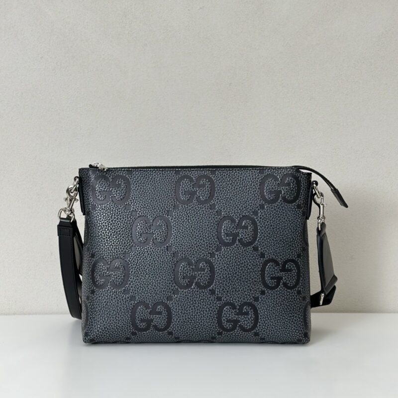 GUCCI 专柜品质，顶级原单货，实物实拍！款号696009克灰荔压G