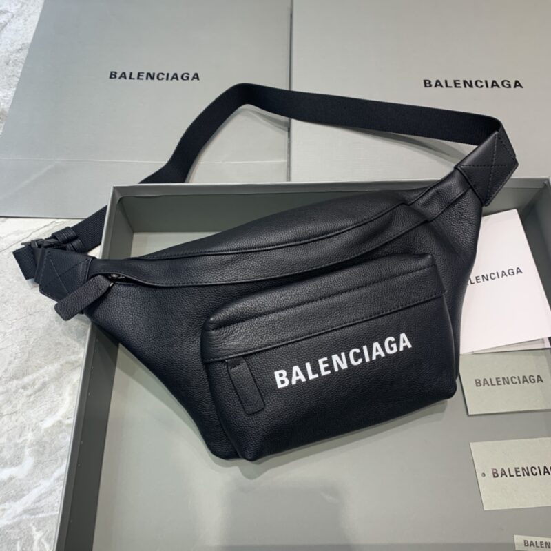 Balenciaga 斜挎胸包腰包 180406