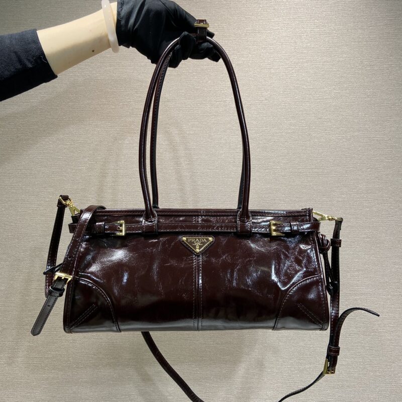 PRADA LusSolf油腊皮 1BA426小号新色