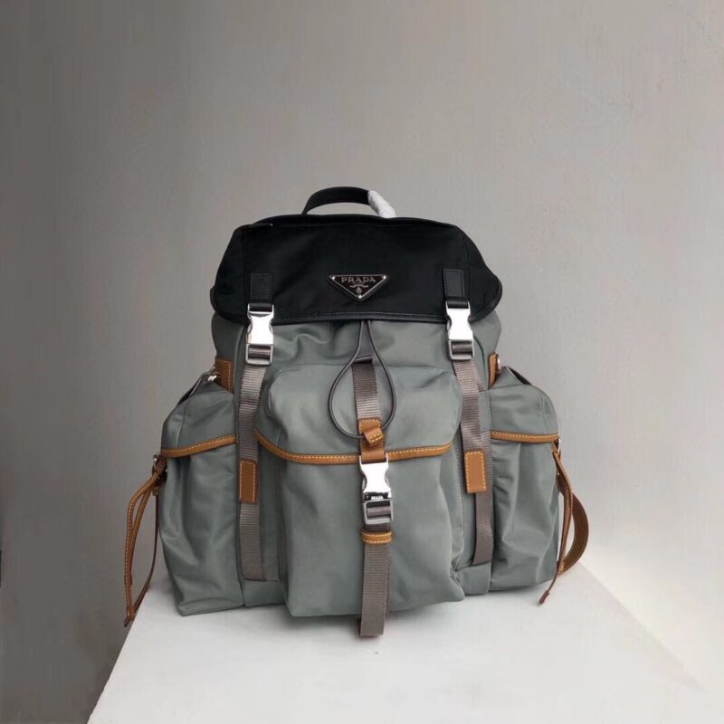 PRADA 新款双肩背包 2VZ074背包