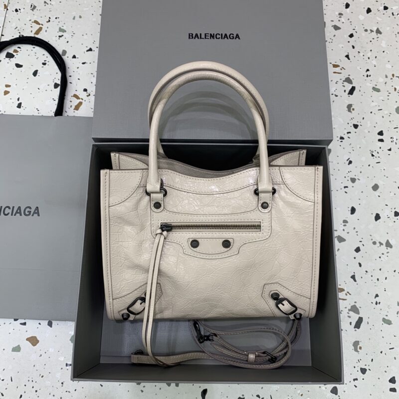 Balenciaga Le City 竖版托特/机车包 款号：852668 【小号杏色】