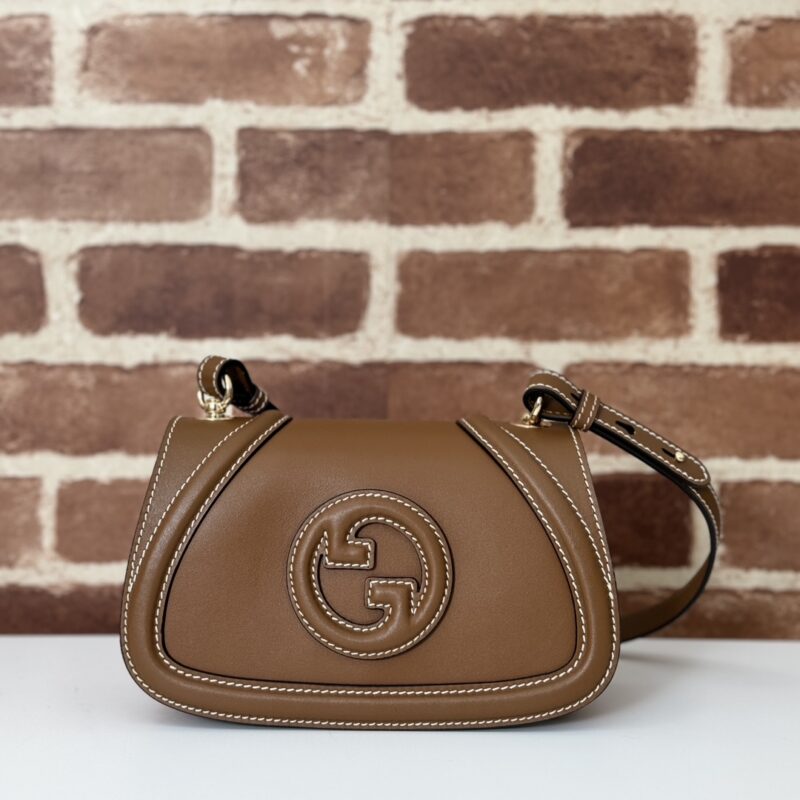 GUCCI 专柜品质，顶级原单货，实物实拍！款号815700棕皮