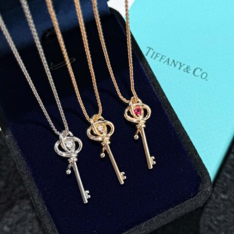 ☀Tiffany&co 蒂芙尼Woven Keys中国粉蓝宝限定款项链