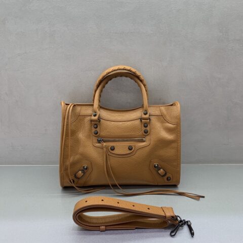 Balenciaga 最具标志性手袋Le City系列 款号；084669 【爆裂驼色】 中号