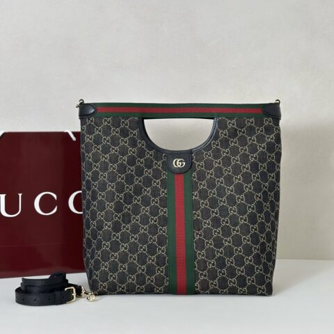 GUCCI 专柜品质，顶级原单货，实物实拍！款号865452克牛仔