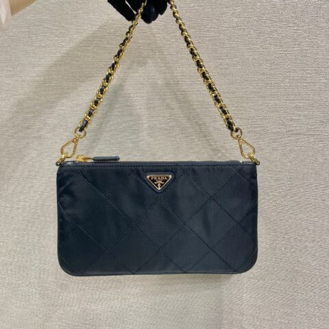 PRADA 绣格Hobo 1Nl054腋下包