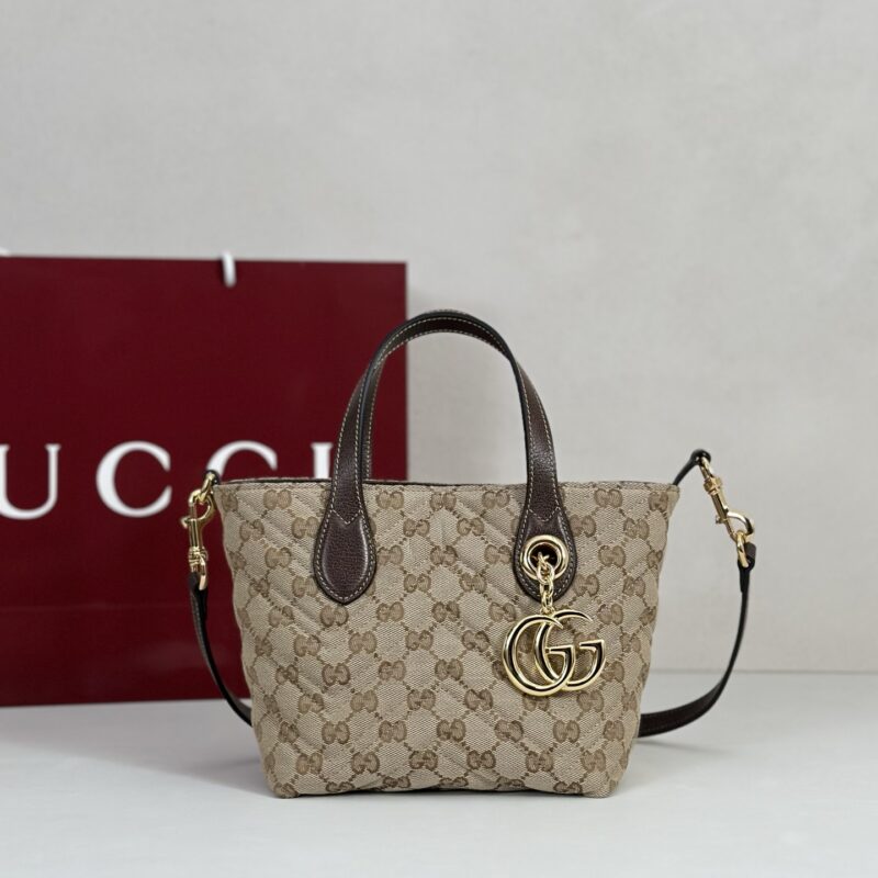 GUCCI 专柜品质，顶级原单货，实物实拍！款号855391浅杏布