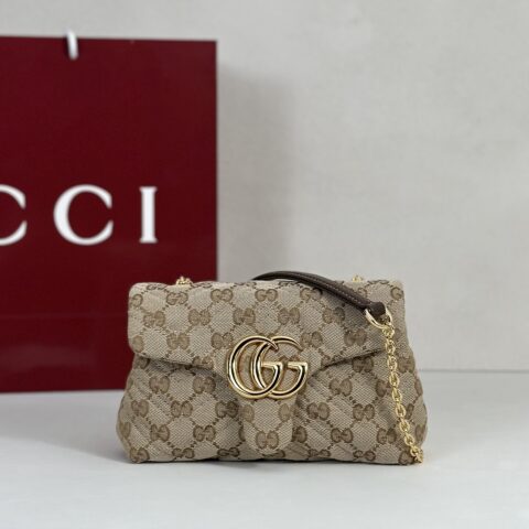 GUCCI 专柜品质，顶级原单货，实物实拍！款号867360浅杏布