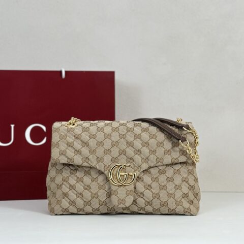 GUCCI 专柜品质，顶级原单货，实物实拍！款号850676浅杏布